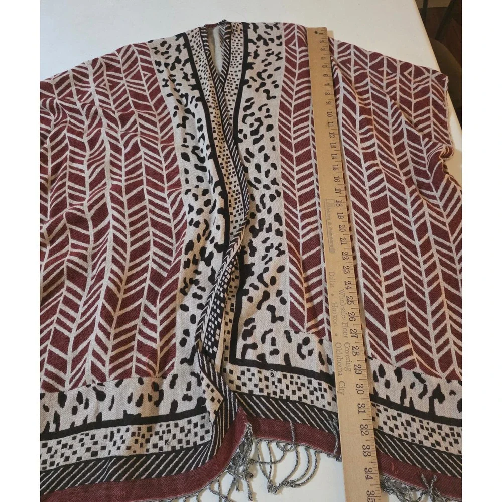 Unbranded Kimono Wrap Women OS Burgundy Reversible Boho Fringe‎ Hippie Festival